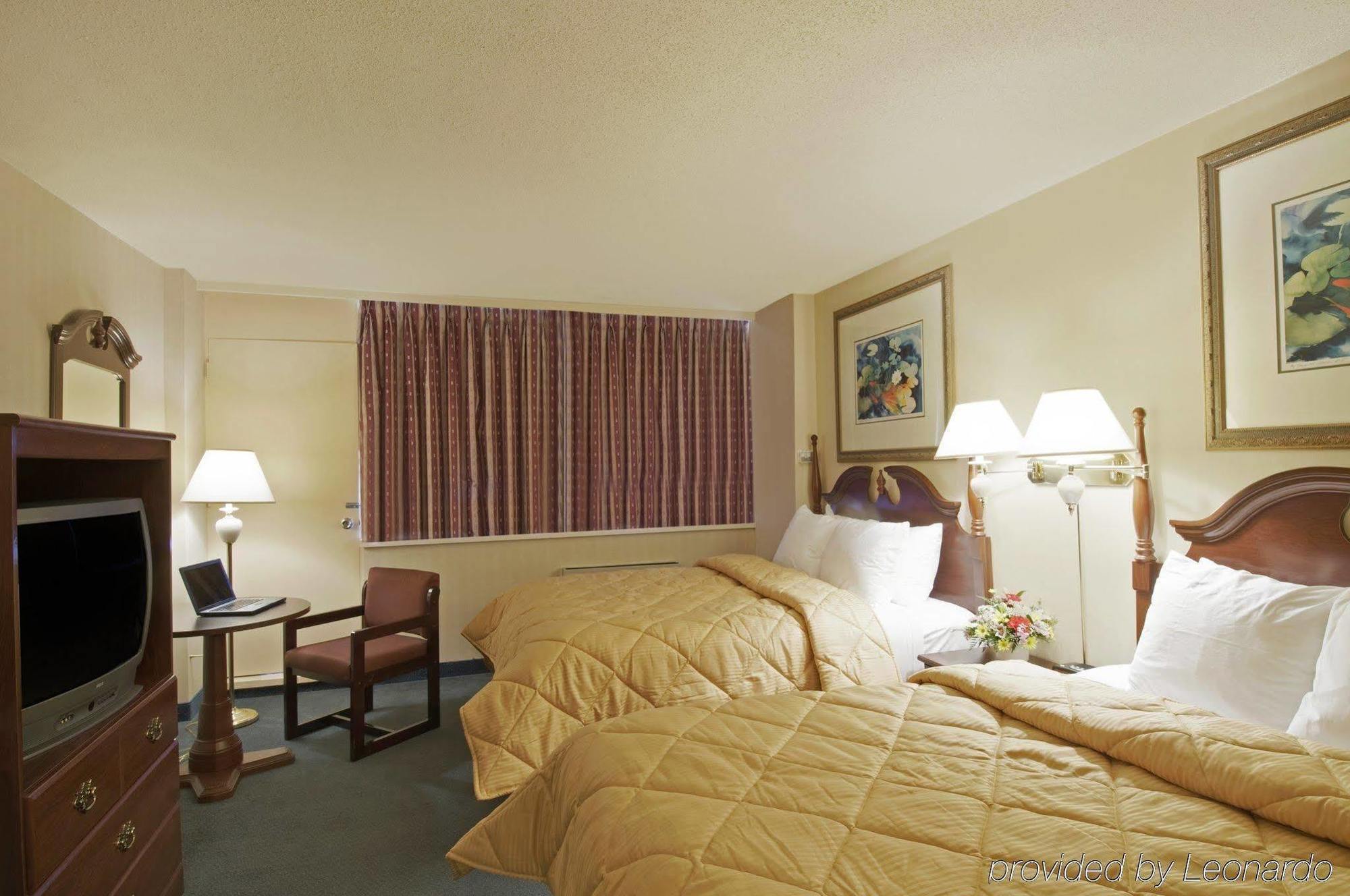 Econo Lodge Smiths Falls Zimmer foto
